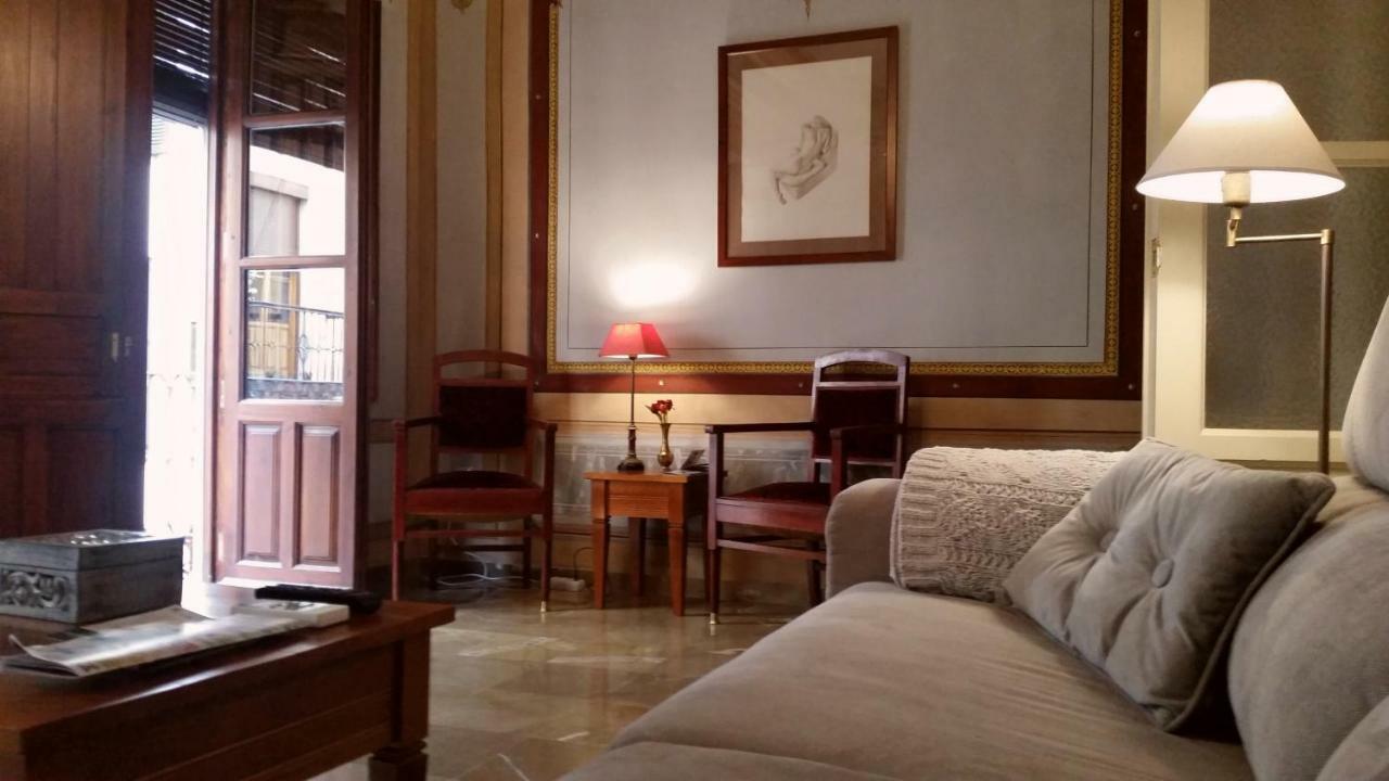 Patio San Jeronimo Casa De Arte Apartment กรานาดา ภายนอก รูปภาพ
