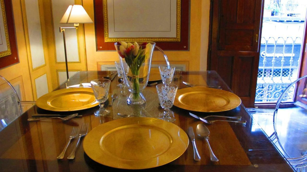Patio San Jeronimo Casa De Arte Apartment กรานาดา ภายนอก รูปภาพ